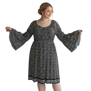 Max Edition XL‎ Peasant Dress Black White Geometric Bell 3/4 Sleeve Smocked Midi